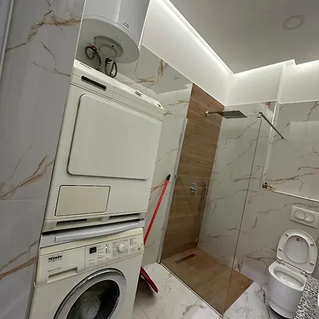 Apartment Rent 3 Rolandi *