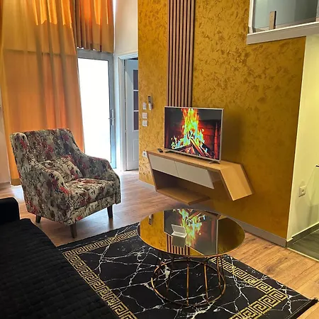 Rent 3 Rolandi * Pogradec